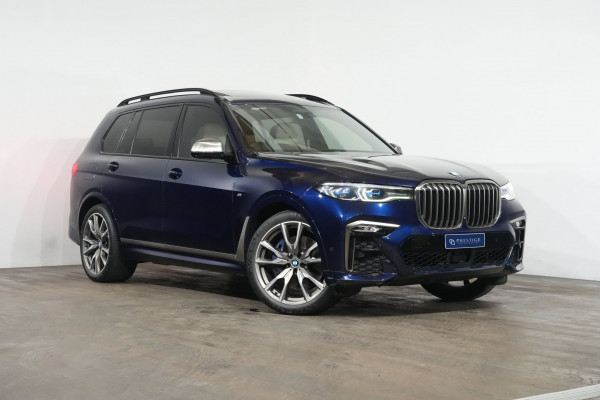 BMW X7 M50i
