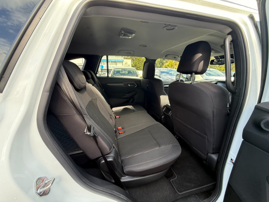 2025 MY25.5 Isuzu MU-X RJ LS-U SUV Image 12