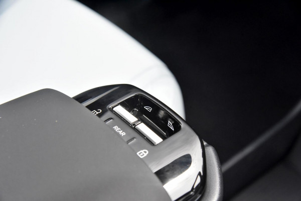 2024 Volvo EX30  Single Motor Extended Range Plus SUV Image 6