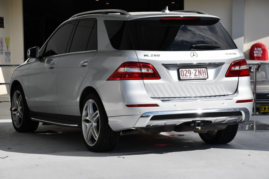 2013 Mercedes-Benz M-class W166 ML250 BlueTEC Wagon Image 3