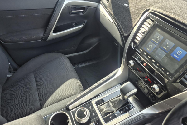 2024 Mitsubishi Pajero Sport QG GLX SUV Image 23
