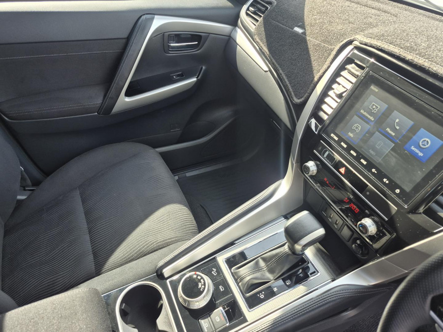 2024 Mitsubishi Pajero Sport QG GLX SUV Image 23