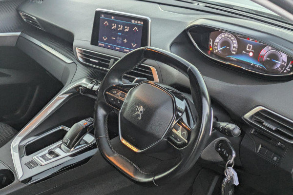 2018 MY19 Peugeot 3008 P84 Active SUV Image 3