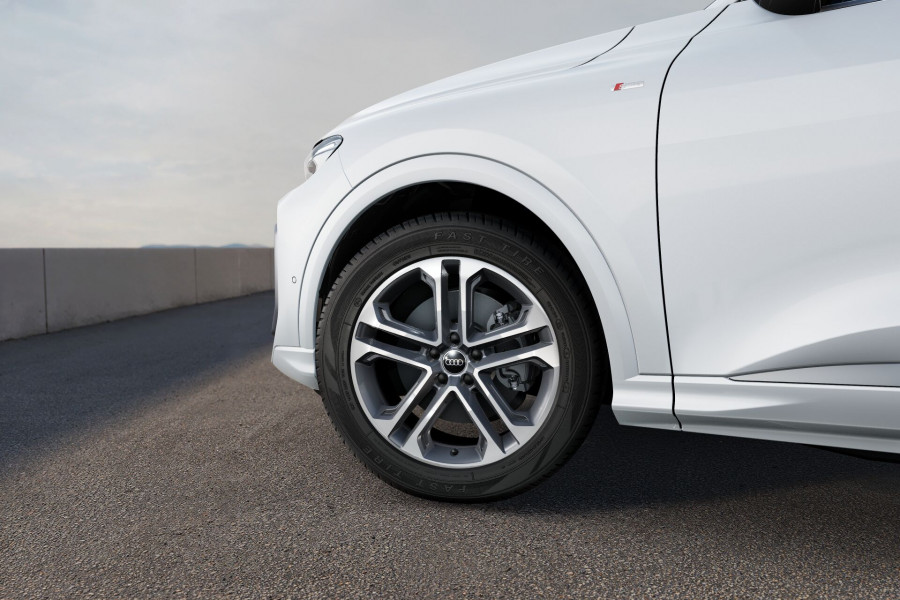 2025 Audi Q5 GU TFSI 150kW SUV