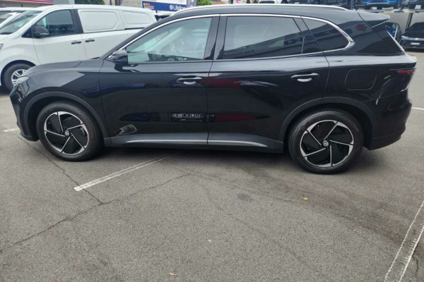 2026 MG MGS5 EV ZS3EM Essence 49 SUV Image 2