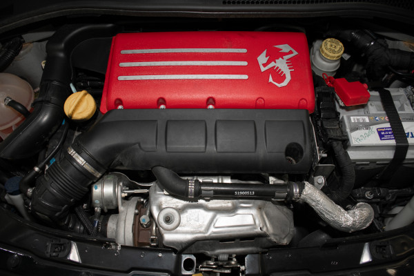 2023 Abarth 695 Competizione Hatch Image 22