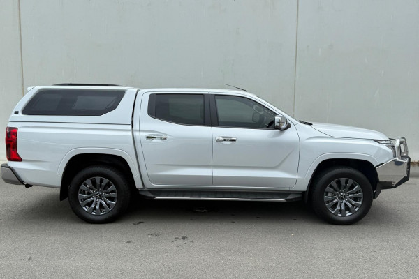 2024 Mitsubishi Triton MV GLS Ute