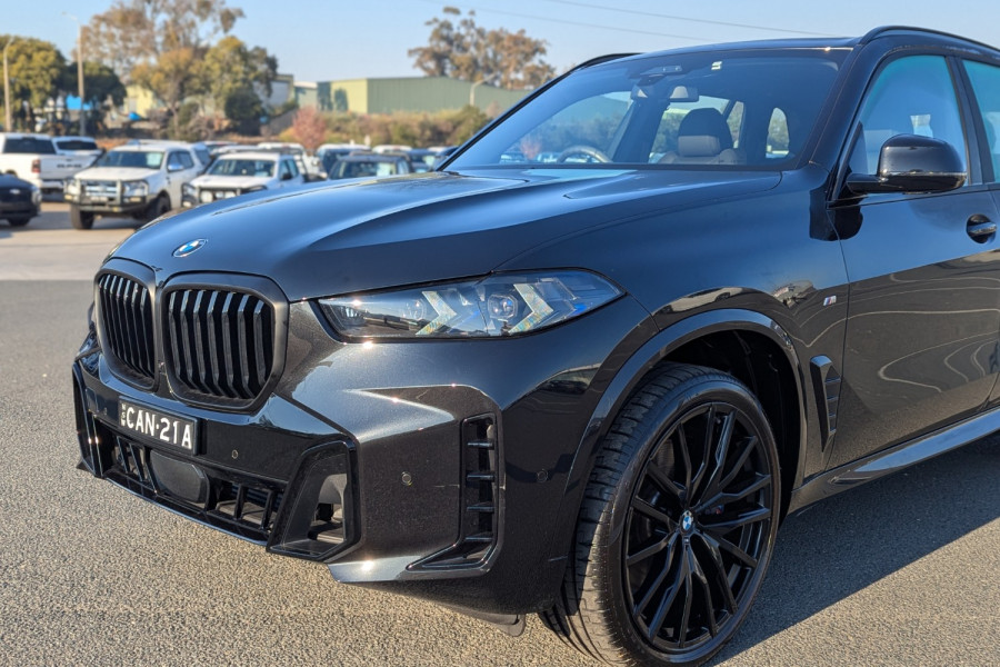2024 BMW X5 G05 LCI xDrive30d SUV Image 7