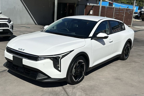 2025 Kia K4 CL4m Sport Sedan Image 8