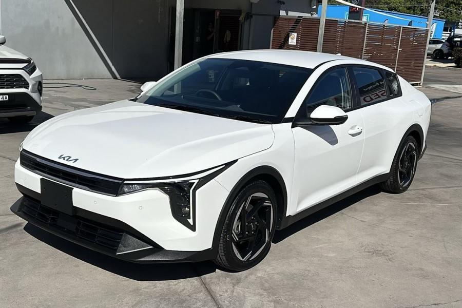 2025 Kia K4 CL4m Sport Sedan Image 8