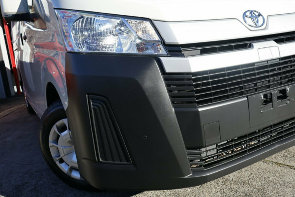 2021 Toyota HiAce GDH300R  Van Image 2