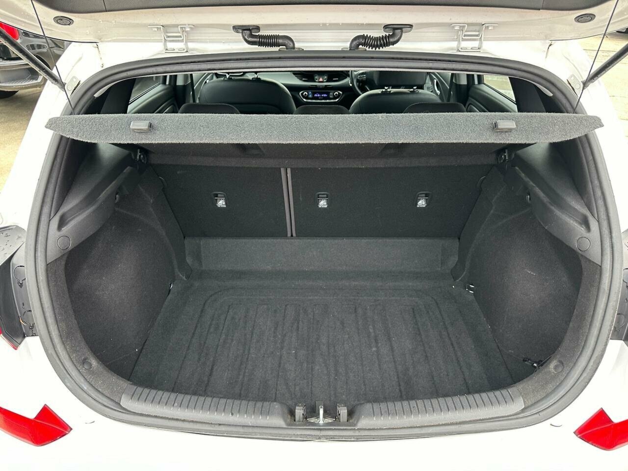 2018 Hyundai i30 PD2 MY18 Elite Hatch Image 8