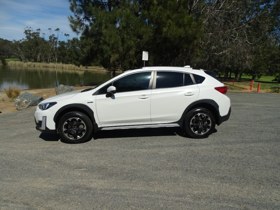 2021 Subaru XV G5-X Hybrid L SUV Image 4