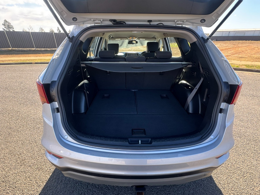 2017 MY18 Hyundai Santa Fe DM5 Turbo Active SUV Image 12