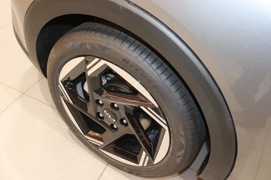 2025 MY26 Kia K4 CL4m Sport+ Hatch Image 5