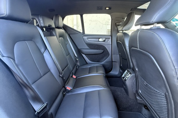 2021 MY22 Volvo XC40 XZ Recharge Pure Electric SUV Image 10