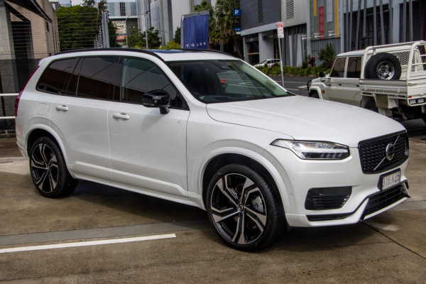 2024 MY25 Volvo XC90 L Series Ultra T8 Plug-In Hybrid SUV Image 2