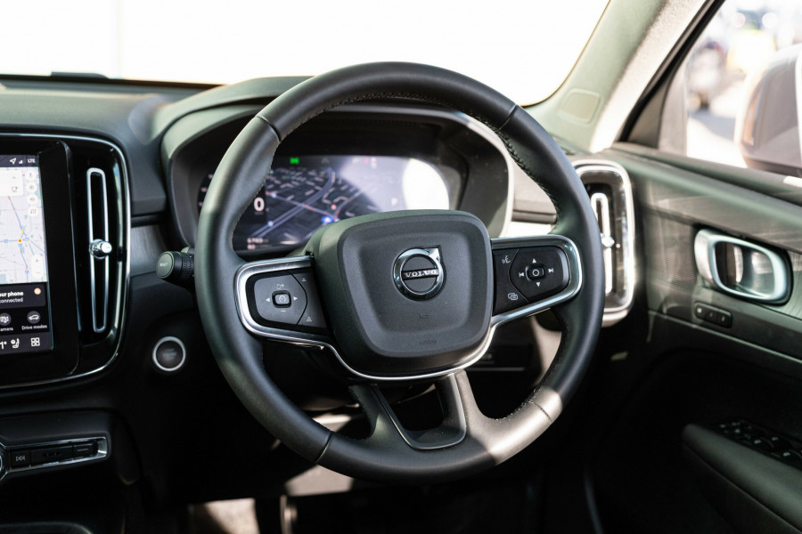 2025 MY26 Volvo XC40 XZ Plus B4 SUV Image 13