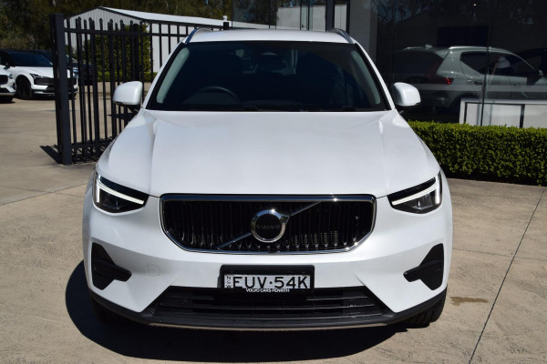2022 MY23 Volvo XC40 XZ Plus B4 SUV Image 3