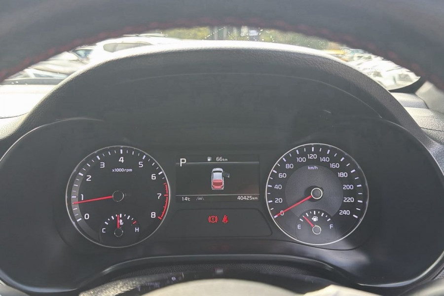 2022 Kia Cerato BD GT Hatch Image 14
