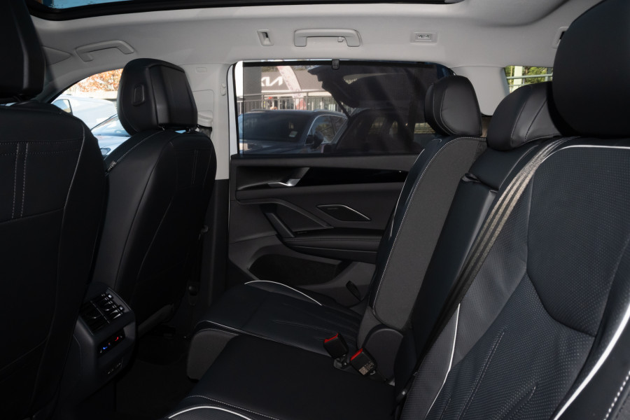 2025 Volkswagen Tayron R4 150TSI Elegance SUV Image 8