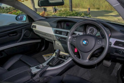 2006 BMW 325i E92 Coupe