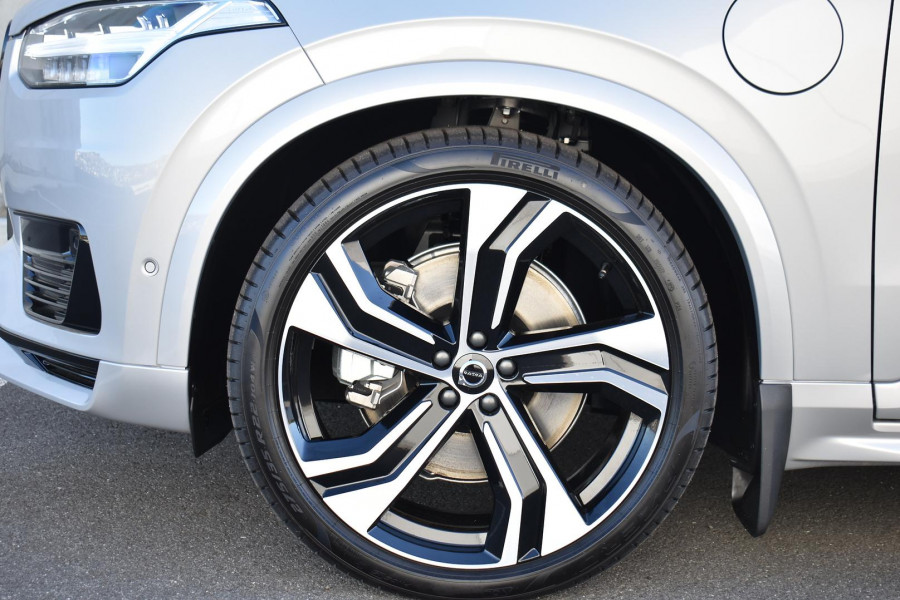 2024 MY25 Volvo XC90 L Series Ultra T8 Plug-In Hybrid SUV Image 16
