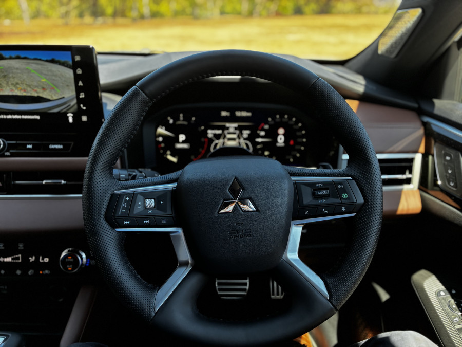 2025 Mitsubishi Outlander ZM Exceed Tourer SUV Image 15