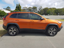 2015 Chrysler Cherokee KL Trailhawk Wagon