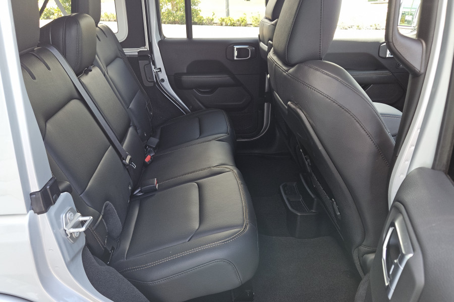 2023 Jeep Wrangler SUV Image 14