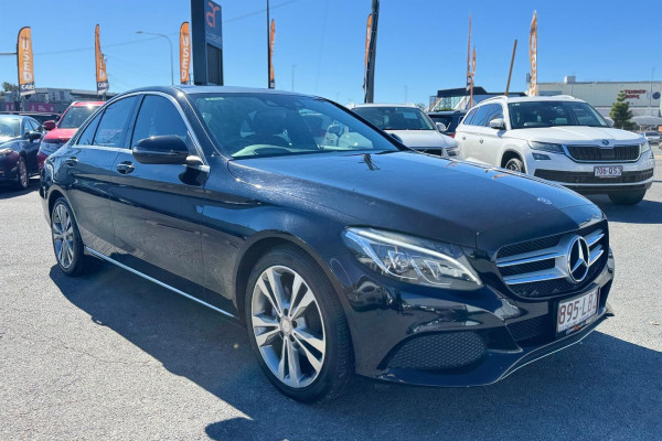 2015 Mercedes-Benz C-Class W205 C200 Sedan Image 4