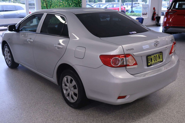 2013 Toyota Corolla ZRE182R Ascent Sedan Image 5