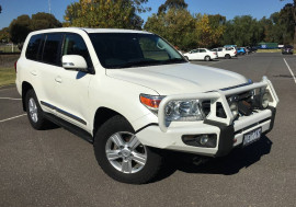 Toyota Landcruiser SAHARA (4X4) VDJ200R MY13