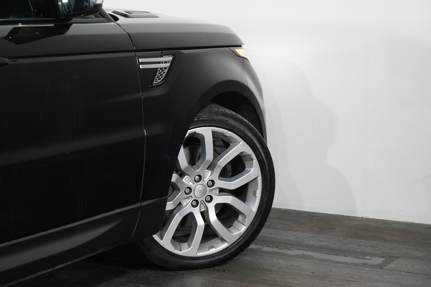 2016 Land Rover Range Rover Sport Sdv8 Hse Dynamic SUV Image 10