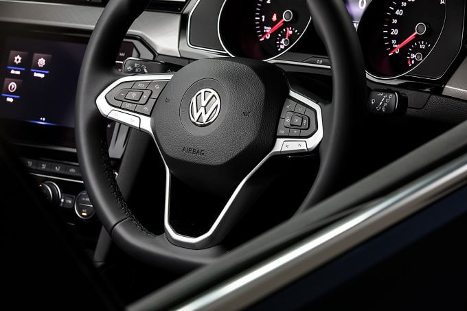 Passat Gallery Image 2