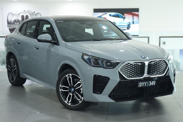 BMW iX2 eDrive20 M Sport U10