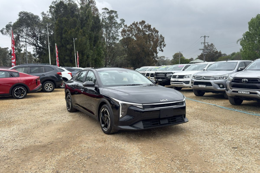 2025 Kia K4 CL4m Sport Sedan Image 1