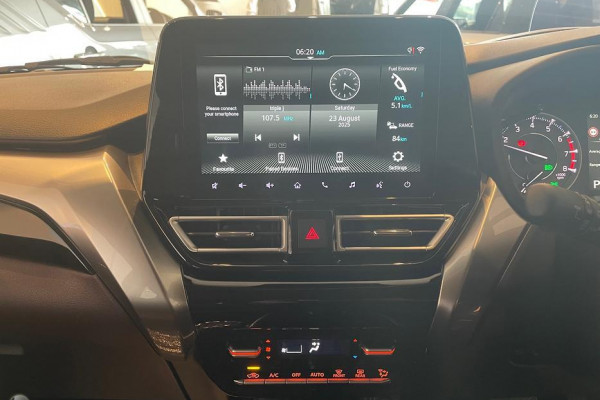 2025 Suzuki Fronx KW Hybrid Wagon Image 16
