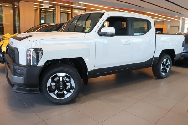 2025 MY26 Kia Tasman TK SX+ Ute Image 4