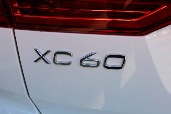 2019 MY20 Volvo XC60 UZ D5 R-Design Suv