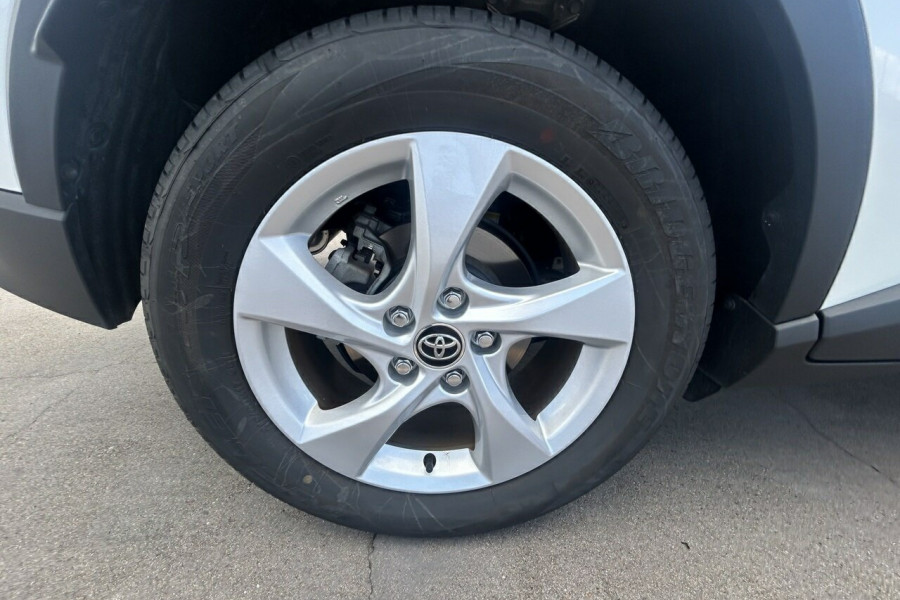 2018 Toyota C-HR NGX10R  SUV Image 14
