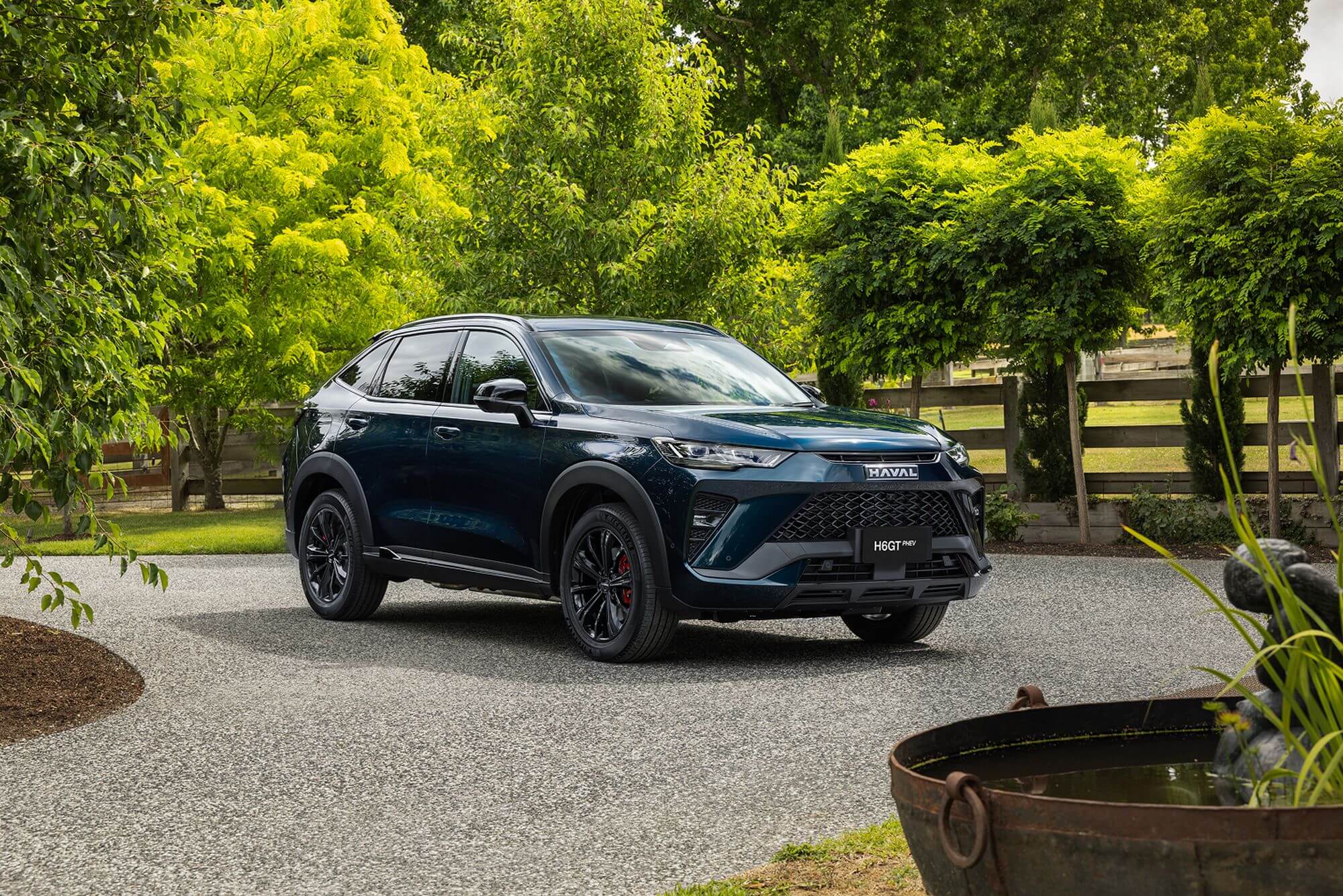 Part striking coupe, part smart SUV. Image