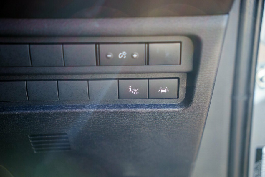 2023 MY24 Mitsubishi Outlander ZM Aspire SUV Image 17