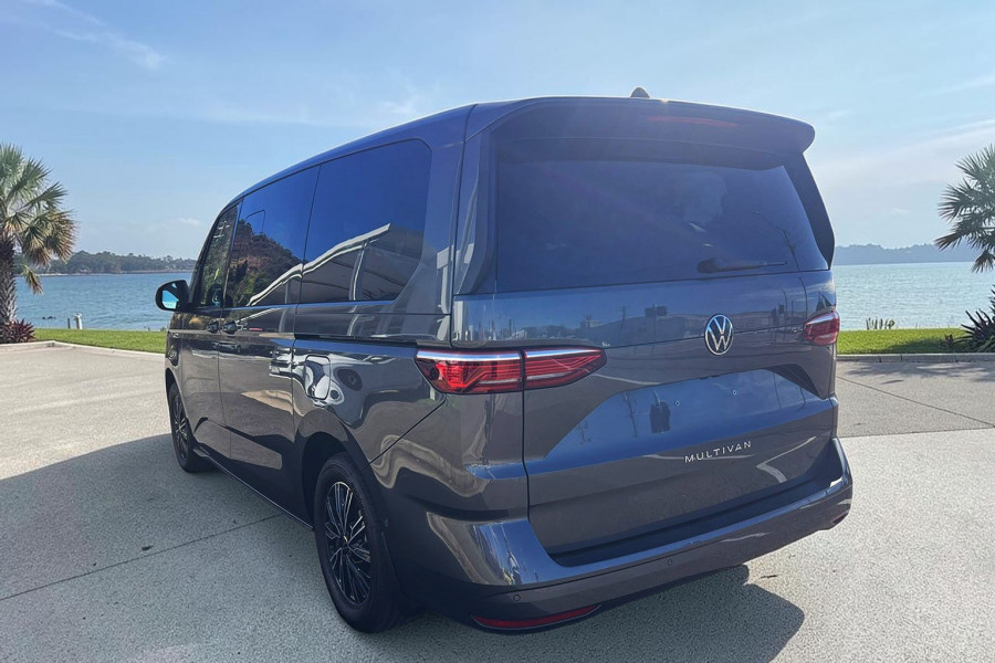 2026 MY25 Volkswagen Multivan T7 TDI360 Life LWB People Mover Image 5