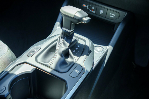 2026 Kia K4 CL4m S Hatch Image 13