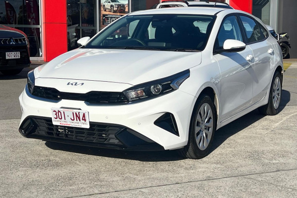 2023 MY24 Kia Cerato BD S Hatch Image 6