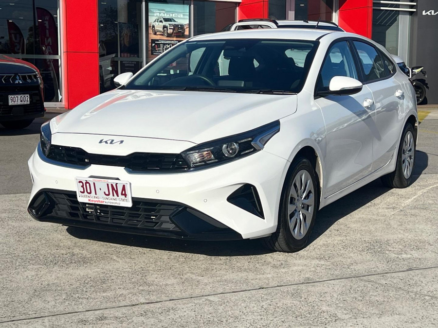 2023 MY24 Kia Cerato BD S Hatch Image 6