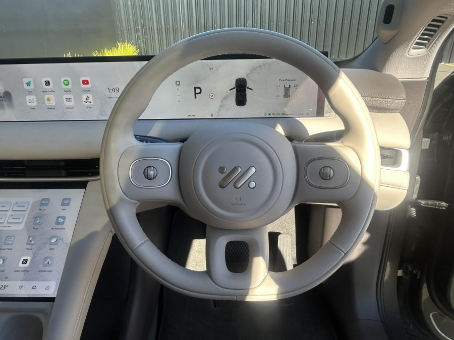 2025 MG IM6 S12L Performance SUV Image 10