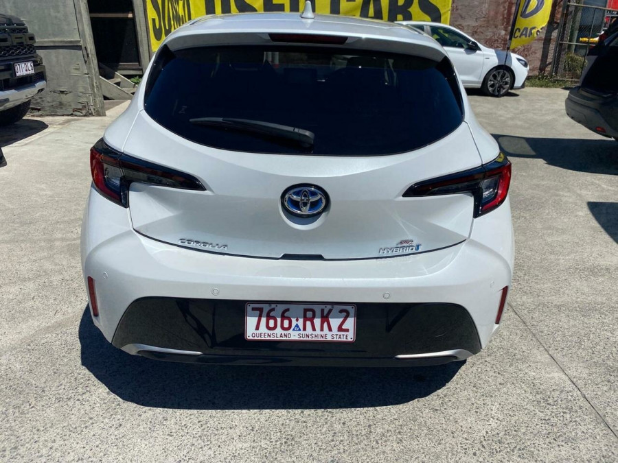 2023 Toyota Corolla ZWE219R  ZR Hybrid Hatch Image 6