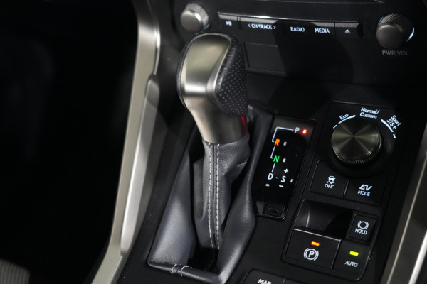 2021 Lexus Nx300h F-Sport +ep1 Hybrid (Fwd) SUV Image 19